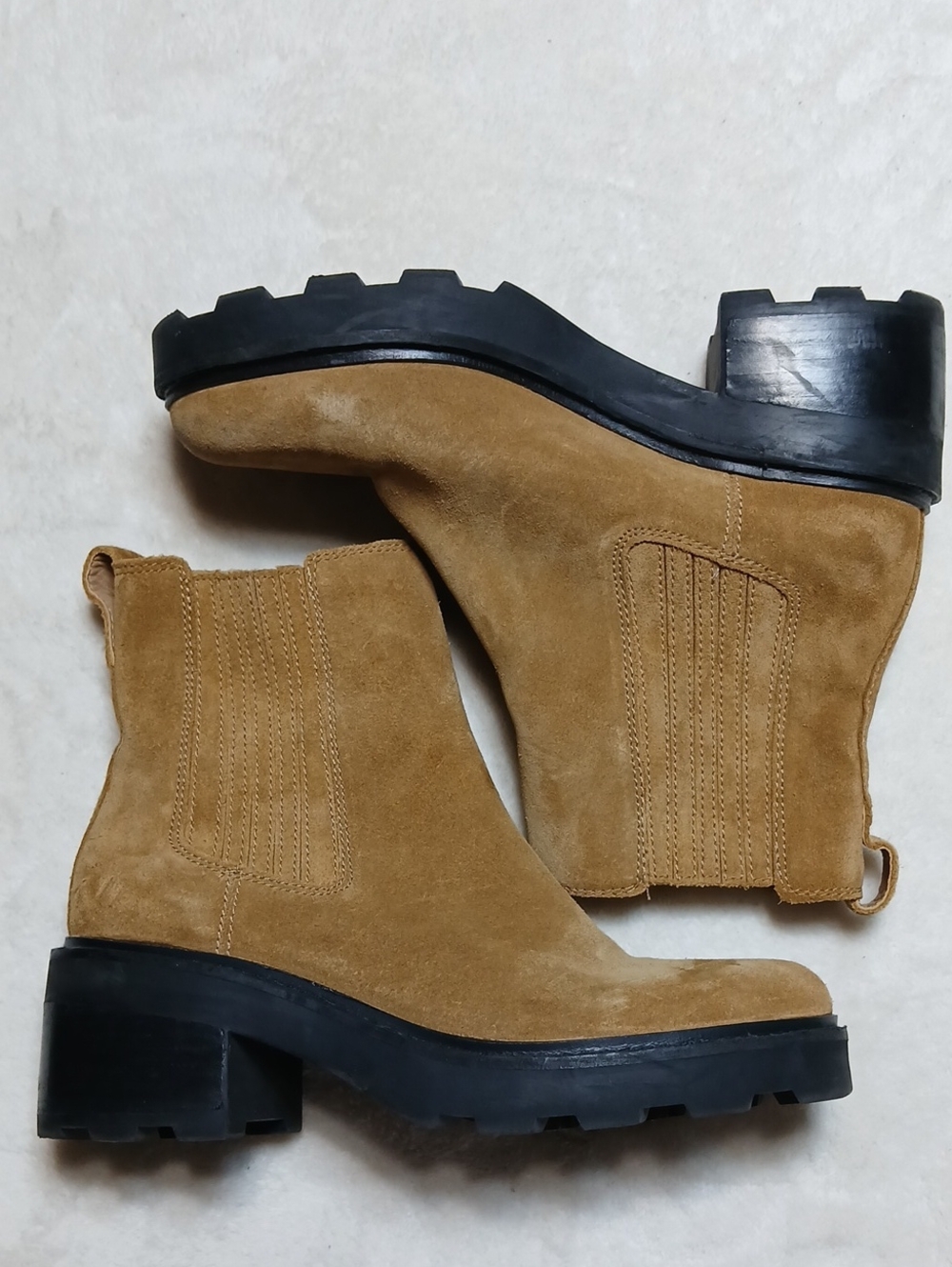 Madewell Women's Tan Suede Chelsea Lug Boots Size 9